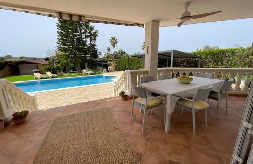 Schönes Ferienhaus Caesar mit großem Pool und Garten - Foto 38