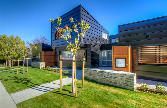 22 Hallenstein Apartments by Staysouth - Photo 53