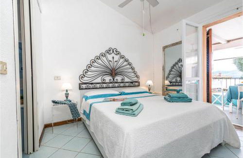 Tiffany With Shared Pool - Happy Rentals - Photo 24