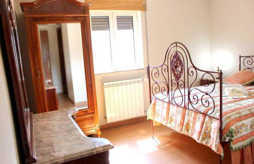 Peaceful villa in São Martinho de Mouros with private pool - Foto 22