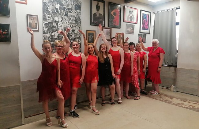 Experiencia en clase de baile latino y salsa en Valencia - Foto 1