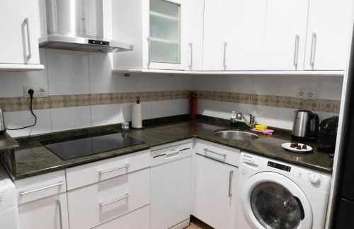 Acogedor y Familiar Central Guggenheim Bilbao - Foto 37