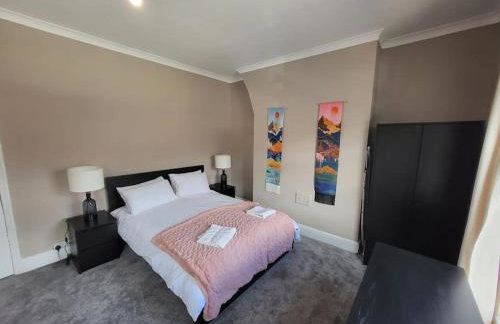 4 Bedroom house, 8 min to city! - Foto 12