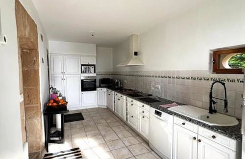 Le Petit Manoir avec Piscine Privée - Photo 23