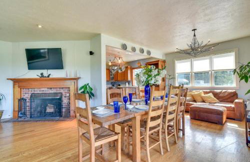 Rainier Home on 20 Acres with Blueberry Farm! - Foto 7