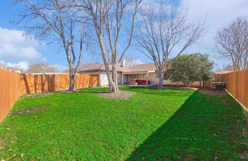 Spacious 4-BR Home Near Allen Outlets & Dining - Foto 24