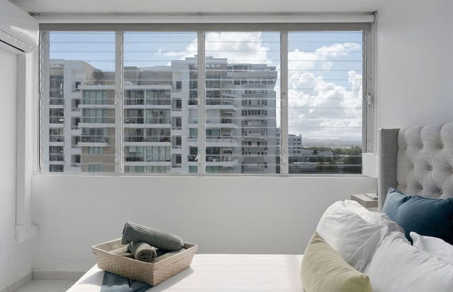 Flamenco Beach 2BDR Oceanfr Pool Parking - Photo 14