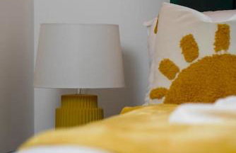 Free Parking, Families, Short Stays - Durham - Photo 16