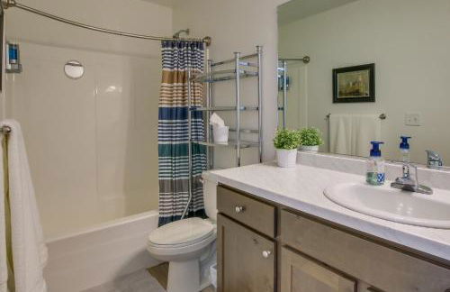 2 Mi to Zootah Providence Townhome with Fireplaces - Photo 16