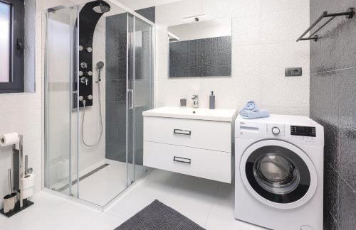 Villa Rene - Photo 18