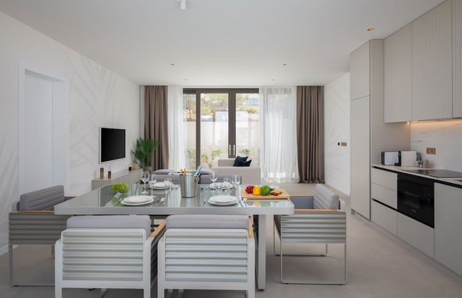 The Palms Resort - Photo 21