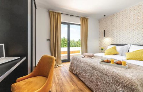 Stunning Home In Sivati - Photo 43