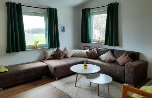 Ferienwohnung mit Aussicht auf den Rhein-Main-Donau Kanal - Foto 1