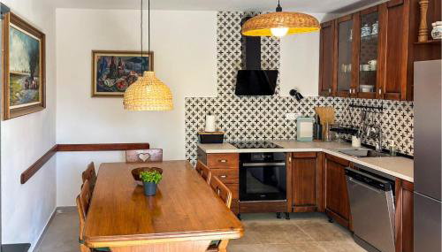 2 Bedroom Awesome Home In Buzet - Foto 4