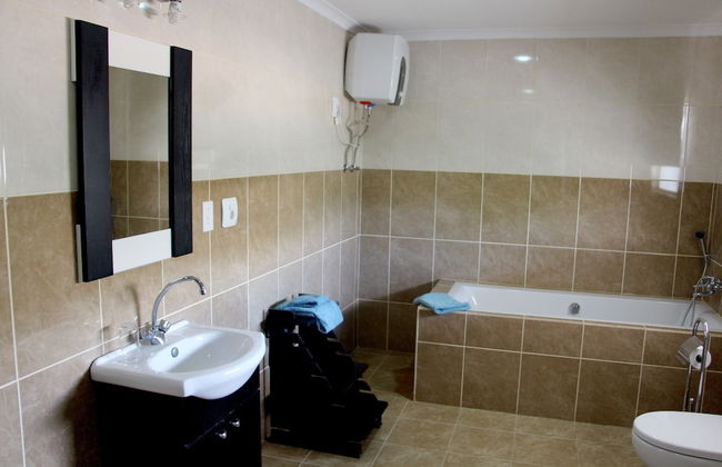 Rezz Aparthotel - Photo 17