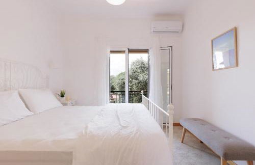 The Island Life Apartments by Konnect, Ipsos Beach - Photo 43