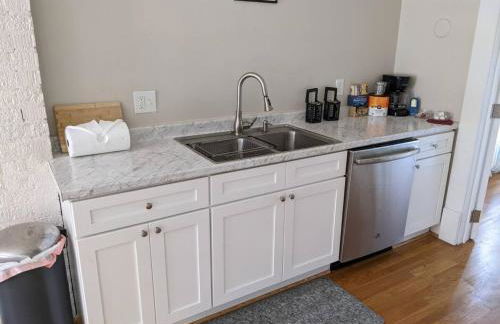 Luxurious 1BR in Grand Old Home - Photo 11