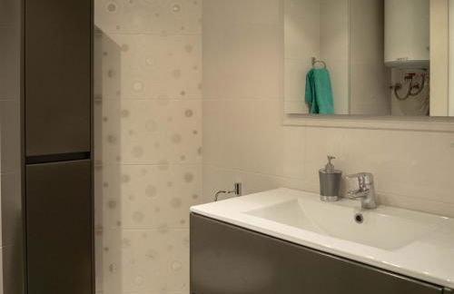 Petite Marie Apartament acollidor per 2 persones a 2 minuts de la Platja Gran, en ple centre de Platja d'Aro - Foto 19