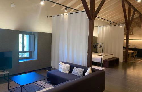 Amazing suite by the fair - Photo 10