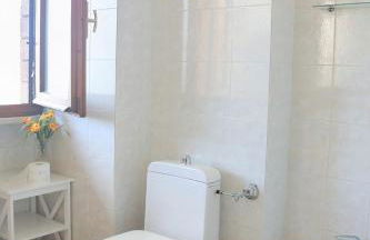 Near Airport and City Center - Foto 25