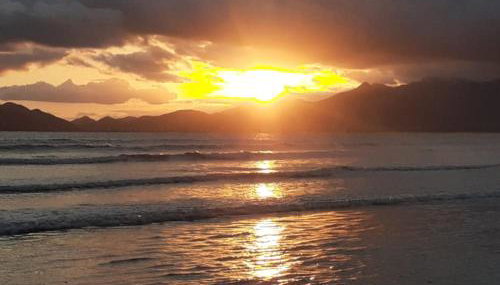 Casa de praia Bertioga SP Wi-Fi Fibra Home Office - Foto 2