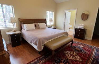 Resort Like house, 4 bedrooms, 3 bathrooms - Photo 35