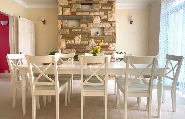 Bright and Spacious 4 Bedroom Home - Foto 22