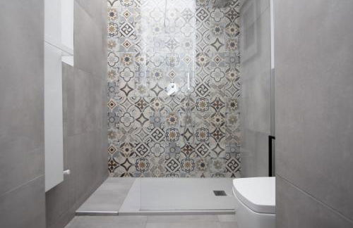 Penthouse with Patio & 2 Baths, 10 Min to Duomo - Foto 5