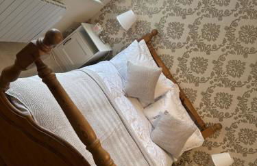 Cosy 2 Bed House near Birmingham Airport & NEC - Foto 5