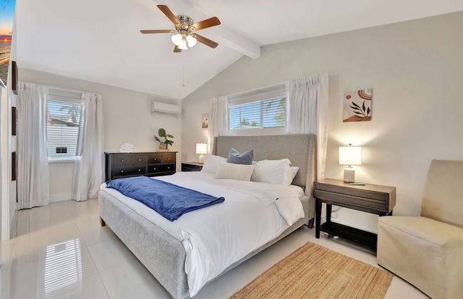 Waterfront Oasis w/ Enclosed Pool! - Foto 4