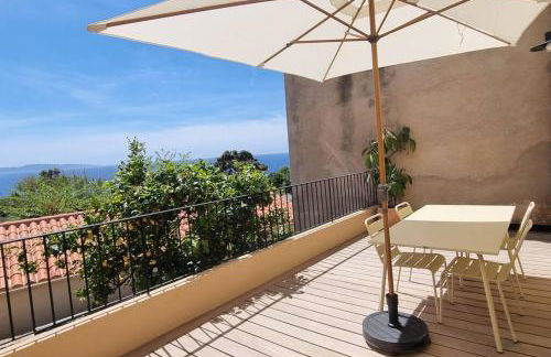 Appartement avec terrasse au centre du village - Foto 4