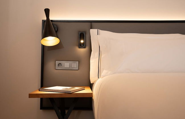 Prisma Suites - Photo 52