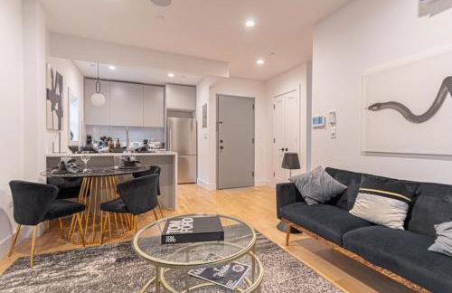 Cozy Brooklyn Getaway with Balcony - Foto 12