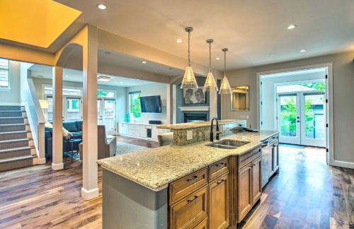 Hot Tub and Outdoor Oasis Luxury Denver Home - Foto 11