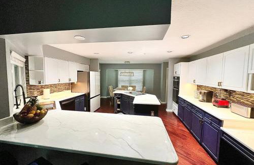 Wellington Pool House With Spa and Putting Green - Foto 10