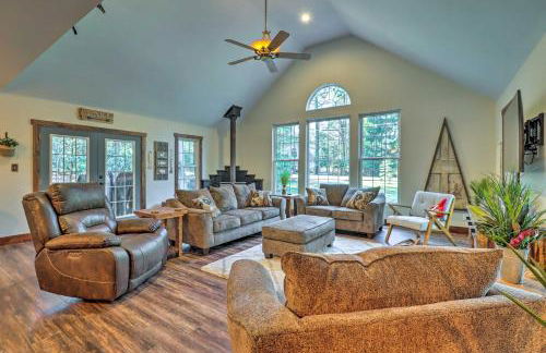 Hot Tub, Beach Access Albrightsville Retreat! - Foto 3