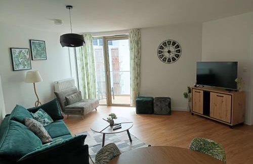 PINEA Apartments tuż przy plaży - baseny, sauny, jacuzzi - Photo 14