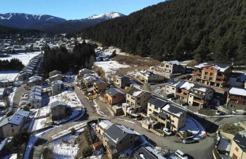 Charmant duplex, 110m2, 7 minutes des pistes, 8 couchages, belle vue sur les montagnes, cheminée - Foto 39