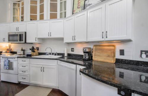 Walk to it All in Downtown, Double King Beds - Foto 19