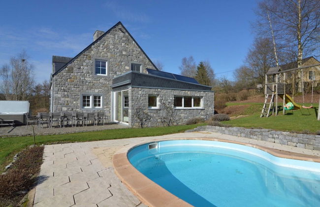 Luxurious Villa With Pool in the Ardennes - Photo 26