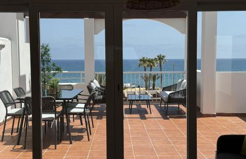 Apartamento con piscina frente al mar en Mojácar playa para familias y parejas de más de 30 años - Foto 12