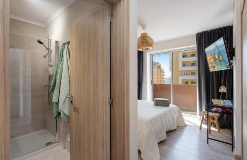 McRamé Design Apt Sea View, Beachfront, Swimming Pool, 2BDR, 2BAR, 6 pax, Praia da Rocha - Photo 16