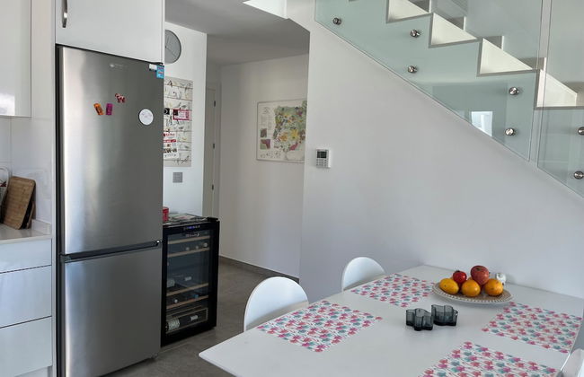 Luxury Three Bedroom Villa With Private Pool and Rooftop Solarium - Foto 23