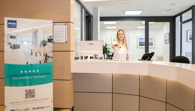 PYR Fuengirola - Foto 2