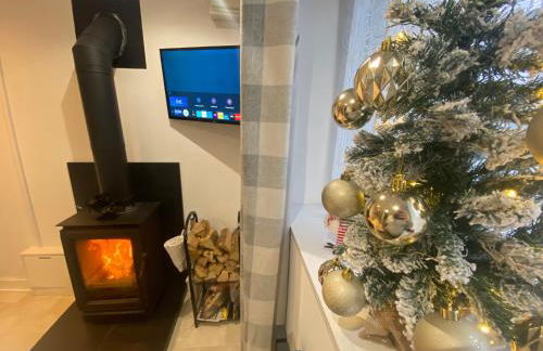 Cardiff Coach House with Hot Tub & Log Fire - Foto 30