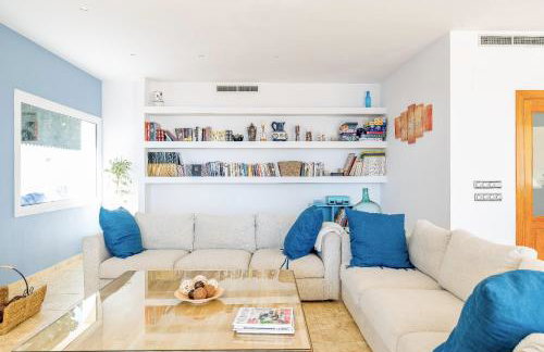 Preciosa villa con piscina, jardín y vistas al mar WIFI - Foto 13