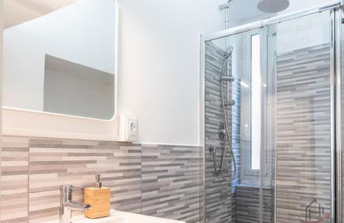 Prince Suite - Trains 4 min - AC - Super Wifi - Photo 12