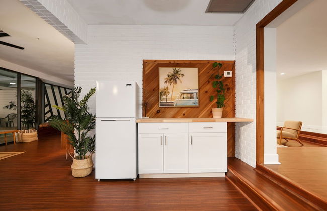 Golden Retreat: Expansive 6BR Home w Heated Pool ~ - Foto 54