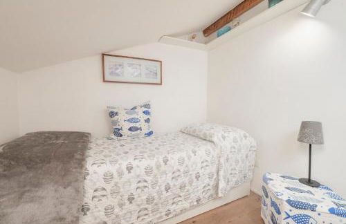 049 - Attico ELEGANTE, 10 minuti a piedi da MARE e SPIAGGIA - POSTO AUTO PRIVATO GRATIS - Foto 29