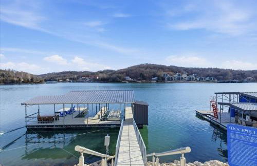 Modern Lakefront Escape | The Twelve - Foto 64